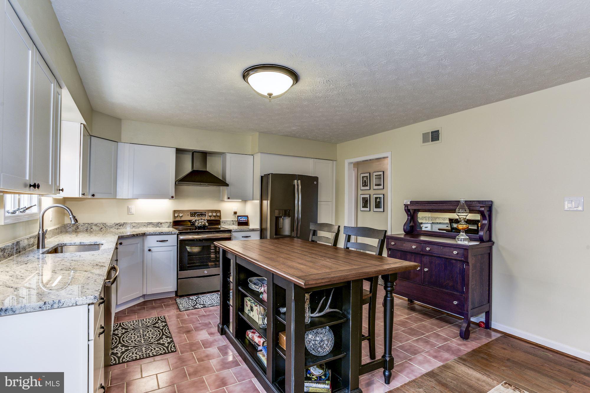 37573 North Fork Road Purcellville, VA 20132 - Photo 14 of 30 Kitchen