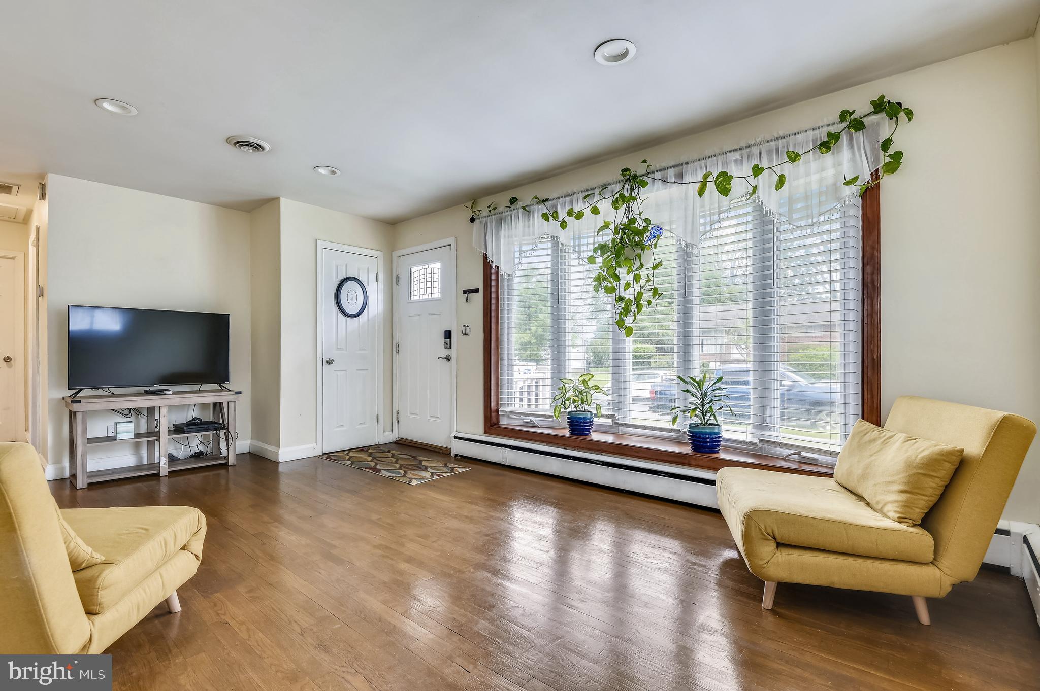 3810 Elmcroft Road Randallstown, MD 21133 - Photo 4 of 18