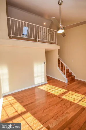 $2,700 | 8711 Ravenglass Way, Montgomery Village, MD 20886