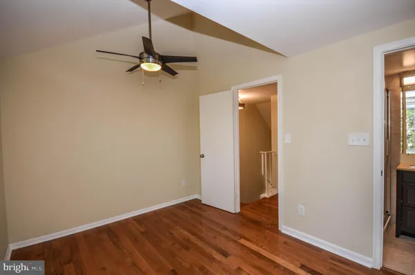 $2,700 | 8711 Ravenglass Way, Montgomery Village, MD 20886