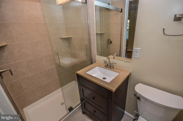 $2,700 | 8711 Ravenglass Way, Montgomery Village, MD 20886