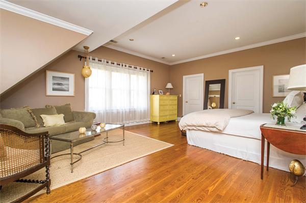 30 Winthrop Road, Unit 30 Brookline, MA 02445 - Photo 7 of 22