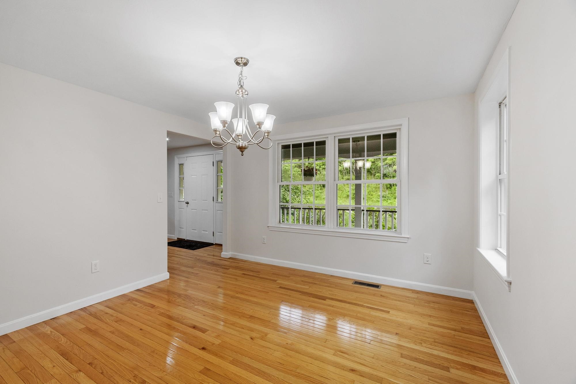 29 Cider Street Epping, NH 03042 - Photo 12 of 39