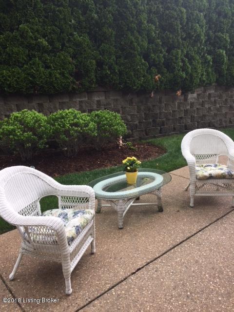 10724 Riva Road Louisville, KY 40223 - Photo 19 of 23 ENJOY A BREAK