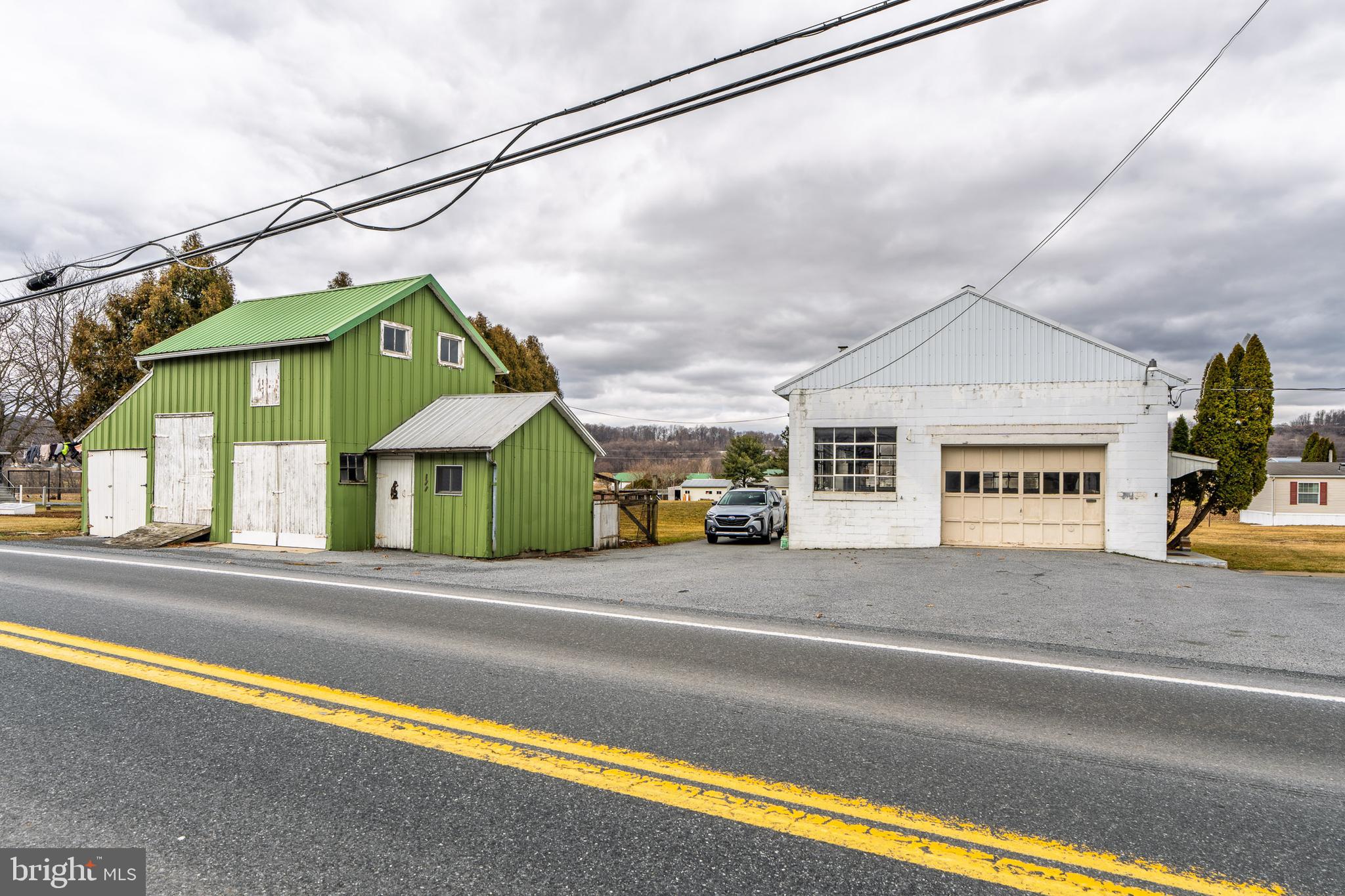 156 Hahnstown Road Ephrata, PA 17522 - Photo 7 of 60 Gallery Image 7