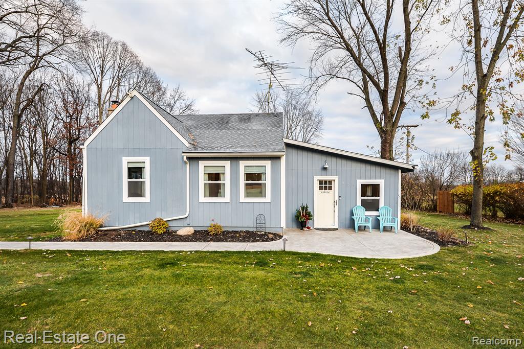 807 South Bull Run Road Fowlerville, MI 48836 - Photo 13 of 60 Gallery Image 13