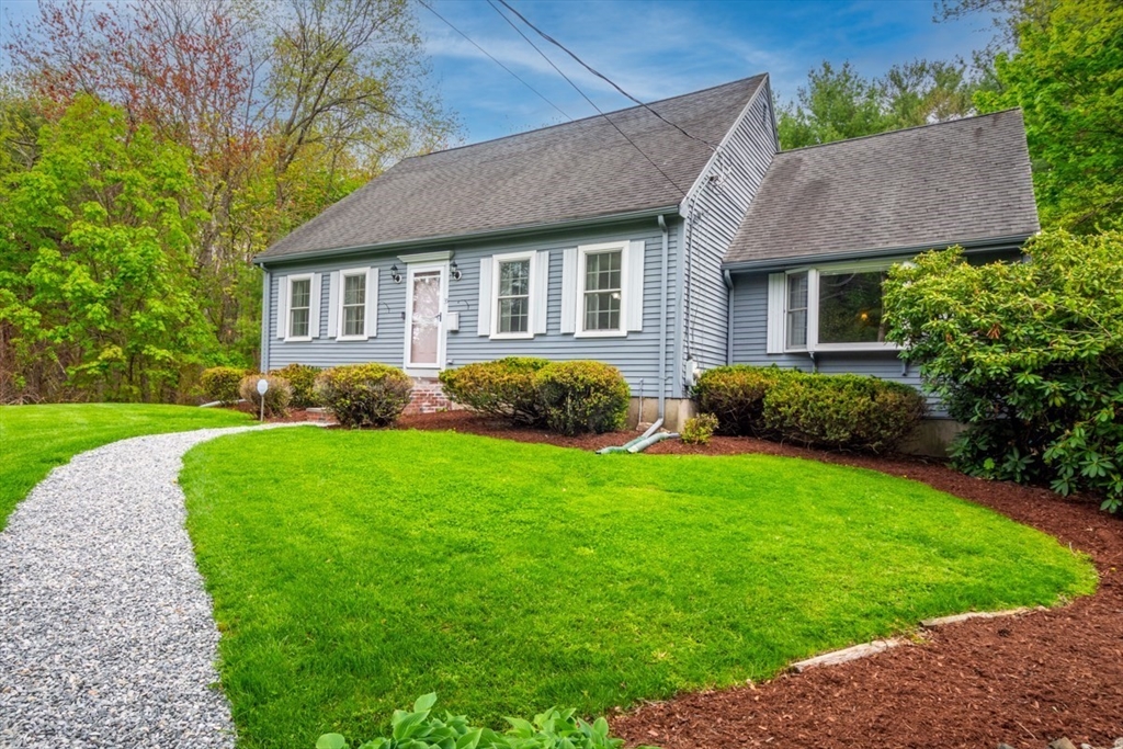 35 Blueberry Lane Reading, MA 01867 - Photo 1 of 33