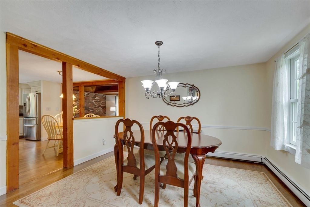 35 Blueberry Lane Reading, MA 01867 - Photo 11 of 33