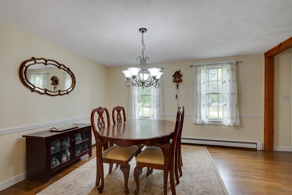 35 Blueberry Lane Reading, MA 01867 - Photo 12 of 33