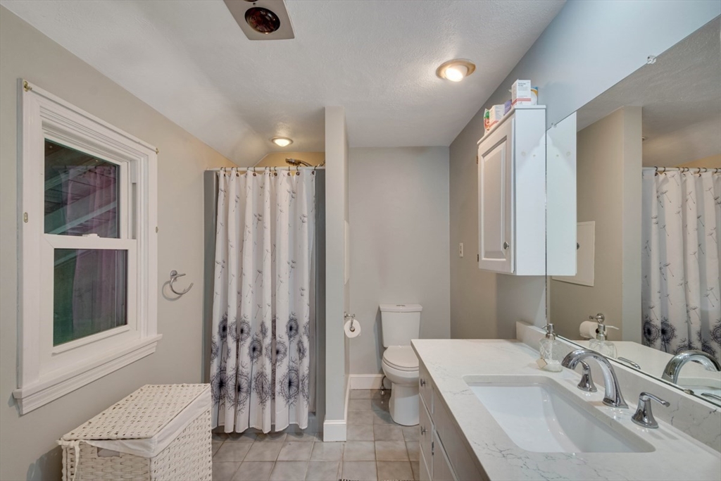 35 Blueberry Lane Reading, MA 01867 - Photo 15 of 33