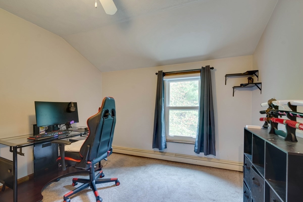35 Blueberry Lane Reading, MA 01867 - Photo 23 of 33