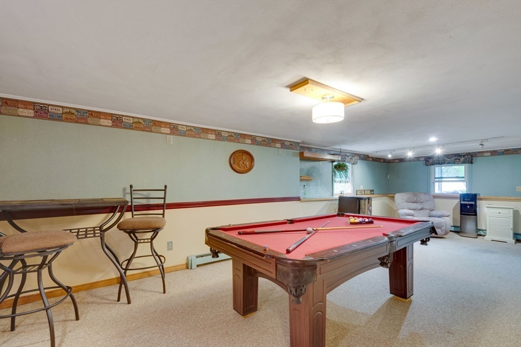 35 Blueberry Lane Reading, MA 01867 - Photo 25 of 33