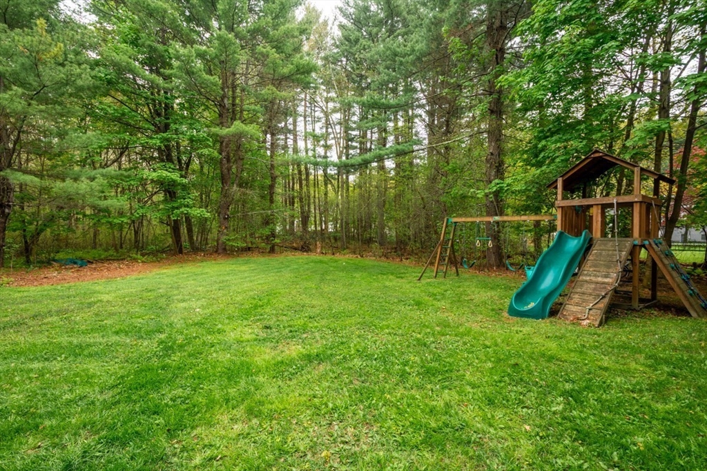 35 Blueberry Lane Reading, MA 01867 - Photo 33 of 33