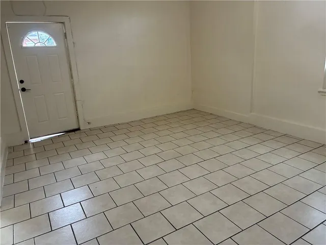 $2,000 | 1541 North Broad Street, New Orleans, LA 70119