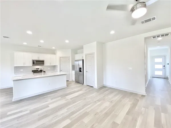 $2,295 | 1005 Winnsboro Drive, Round Rock, TX 78664