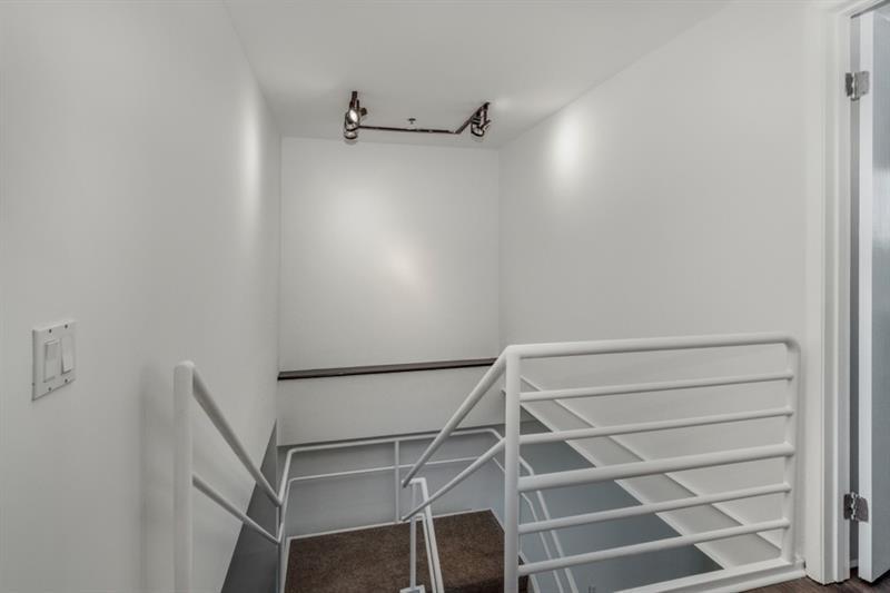 587 Virginia Avenue Northeast, Unit 605 Atlanta, GA 30306 - Photo 22 of 32