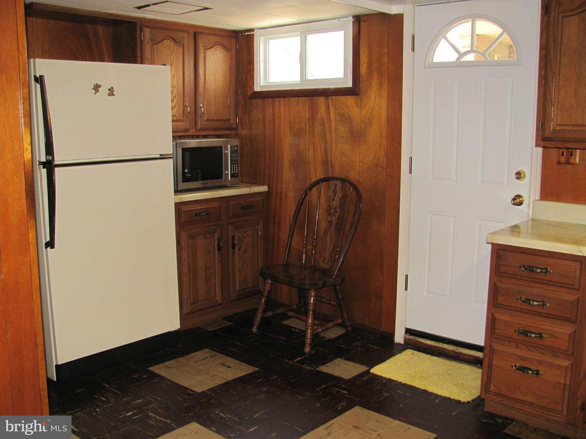 1736 Searles Road Baltimore, MD 21222 - Photo 18 of 30 Kitchen