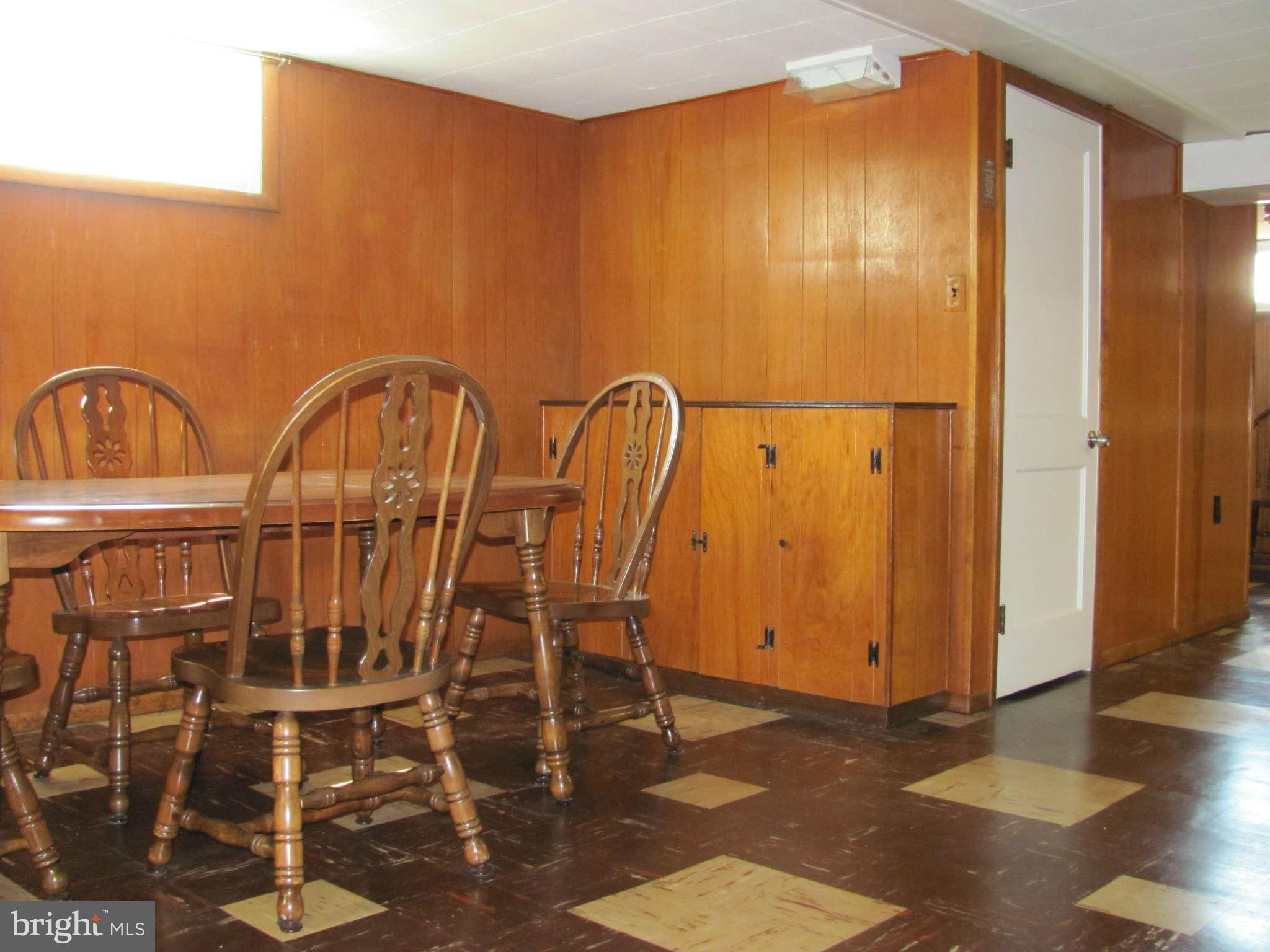 1736 Searles Road Baltimore, MD 21222 - Photo 20 of 30 Dining Room