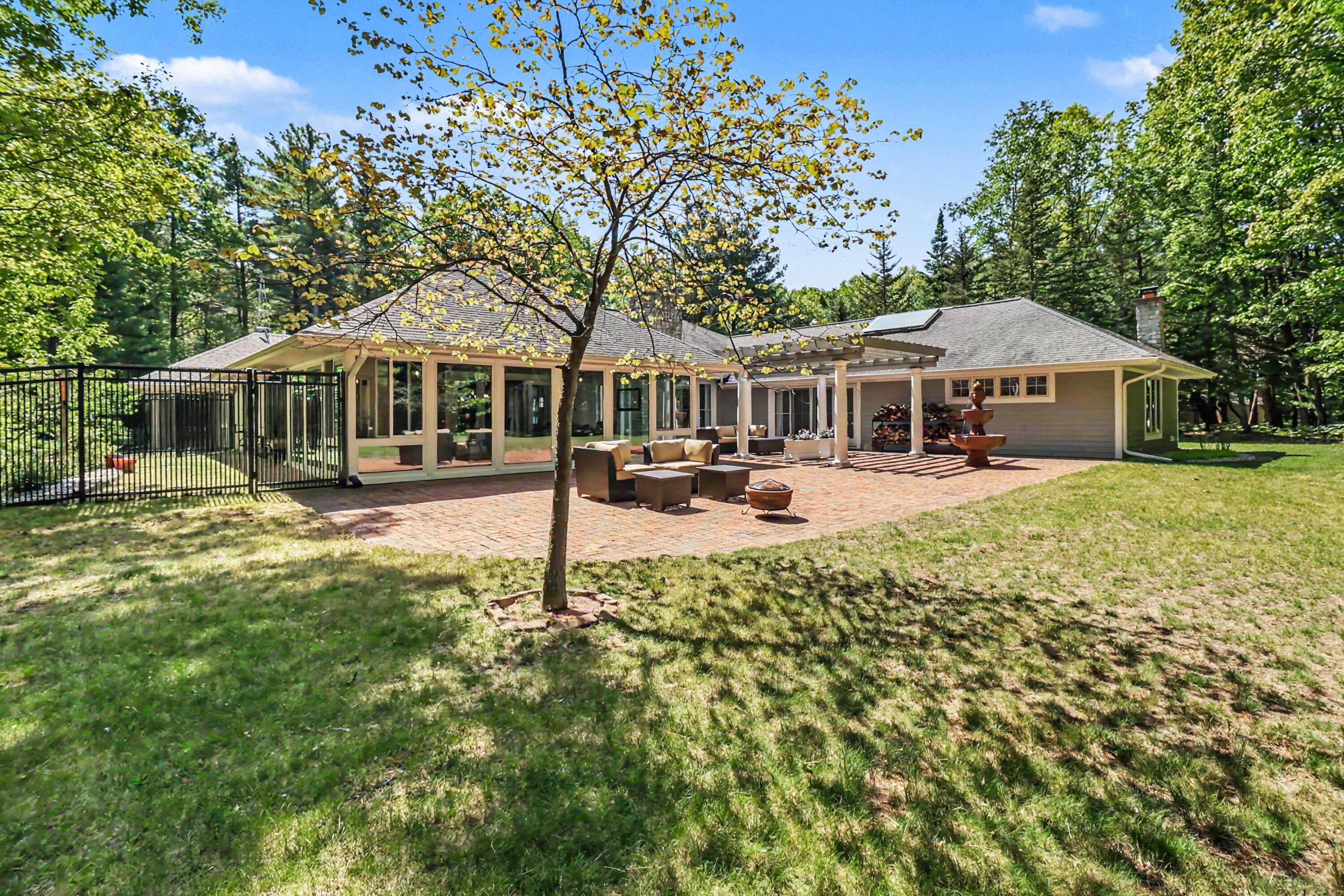 5389 Ridge Road Pentwater, MI 49449 - Photo 44 of 48 044_file_5287