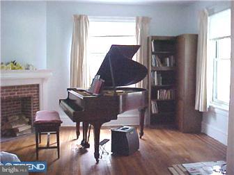 311 Lansdowne Road Havertown, PA 19083 - Photo 9 of 12
