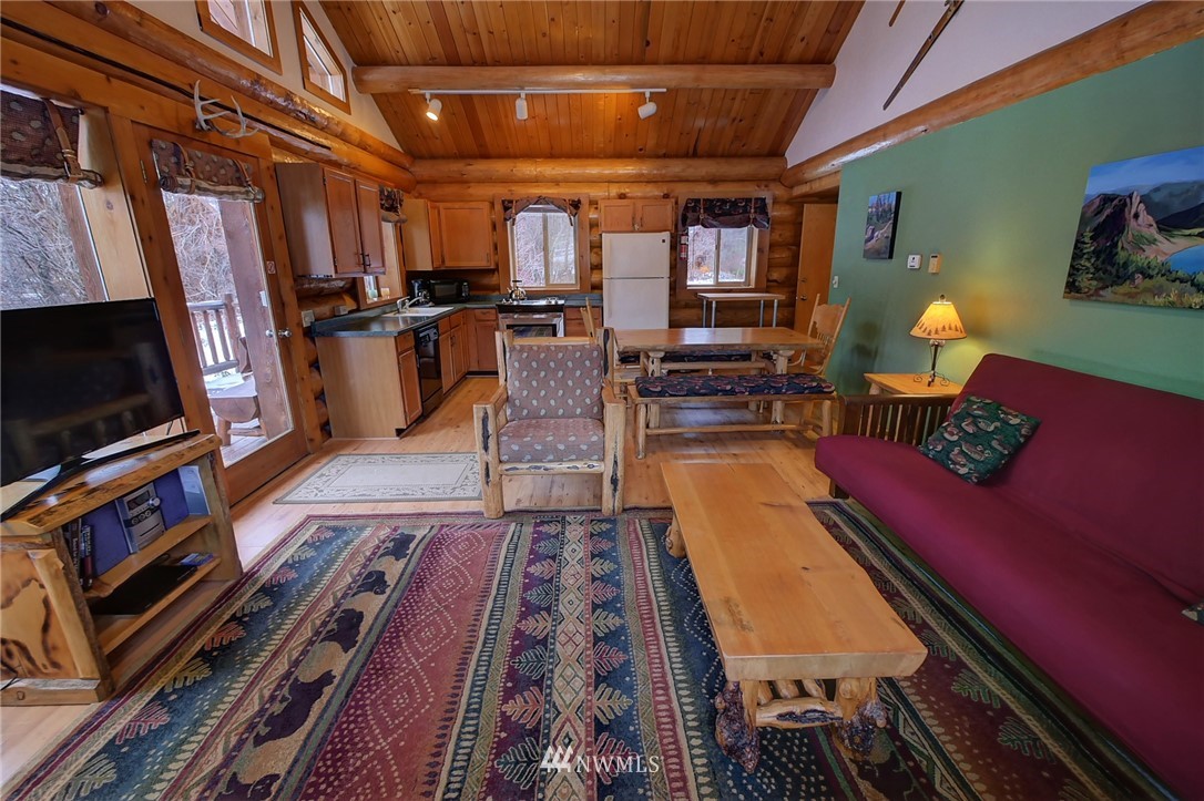 24 Wolf Ridge Lane Winthrop, WA 98862 - Photo 7 of 25 Gallery Image 7