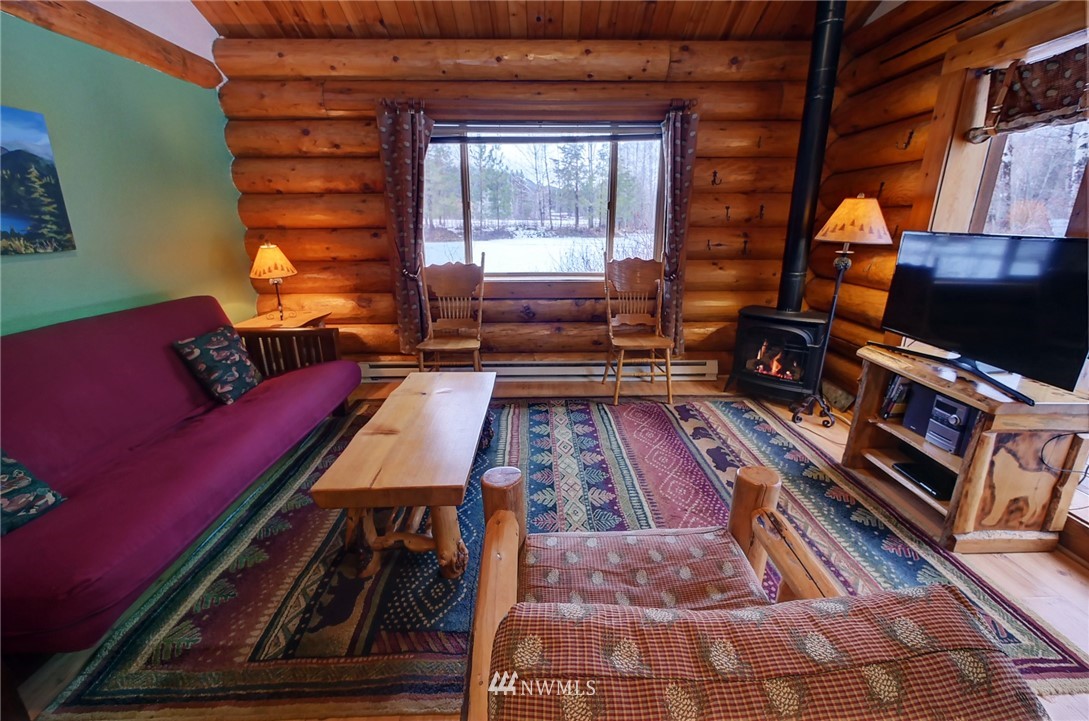 24 Wolf Ridge Lane Winthrop, WA 98862 - Photo 8 of 25 Gallery Image 8