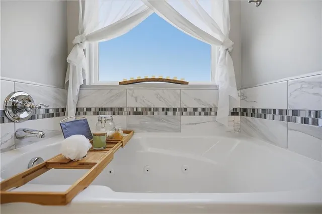 $440,000 | 12311 North Wayne Avenue, Kansas City, MO 64165