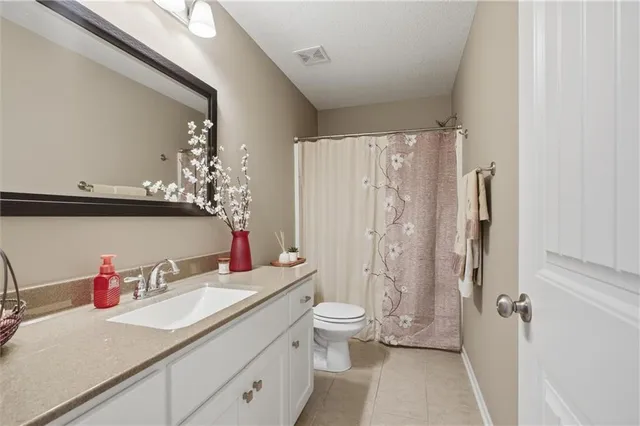 $440,000 | 12311 North Wayne Avenue, Kansas City, MO 64165