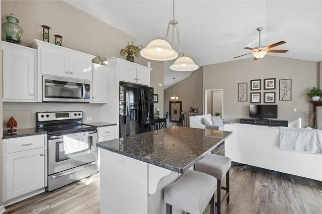 $440,000 | 12311 North Wayne Avenue, Kansas City, MO 64165