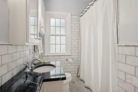 $650,000 | 4500 Brookside Avenue, Edina, MN 55436