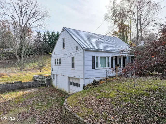 $229,500 | 1260 Robinhood Road, Greeneville, TN 37745