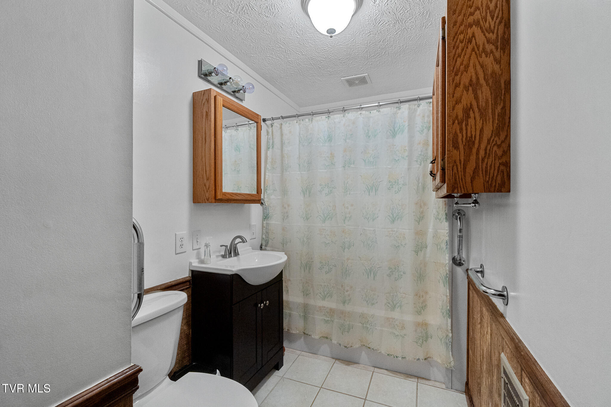 1260 Robinhood Road Greeneville, TN 37745 - Photo 13 of 40 DSC05010