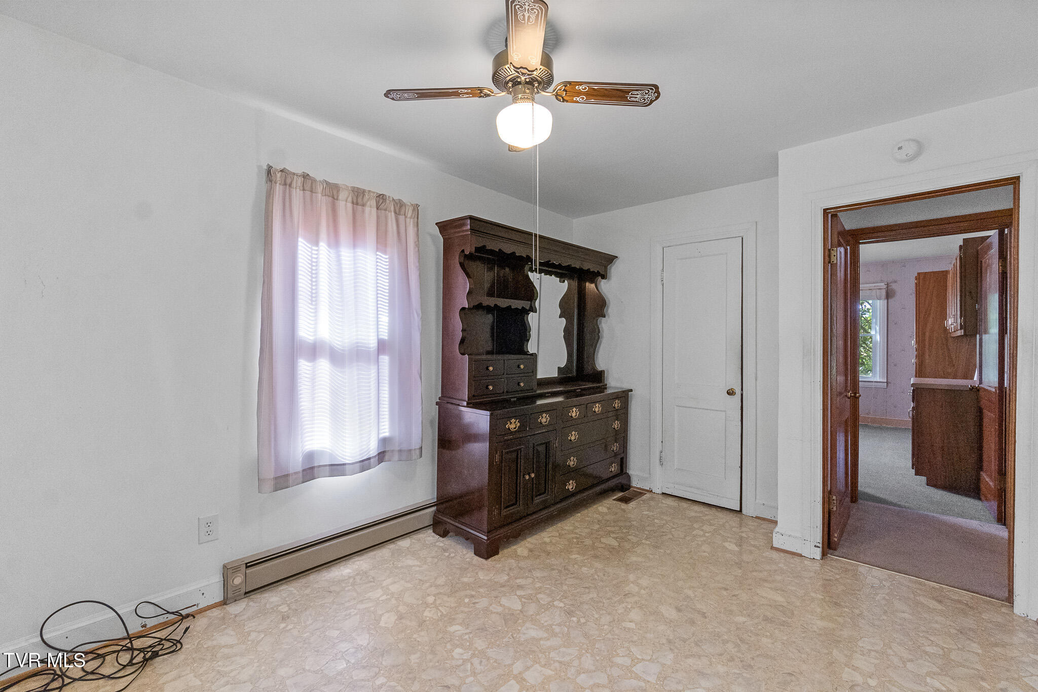 1260 Robinhood Road Greeneville, TN 37745 - Photo 16 of 40 DSC05017