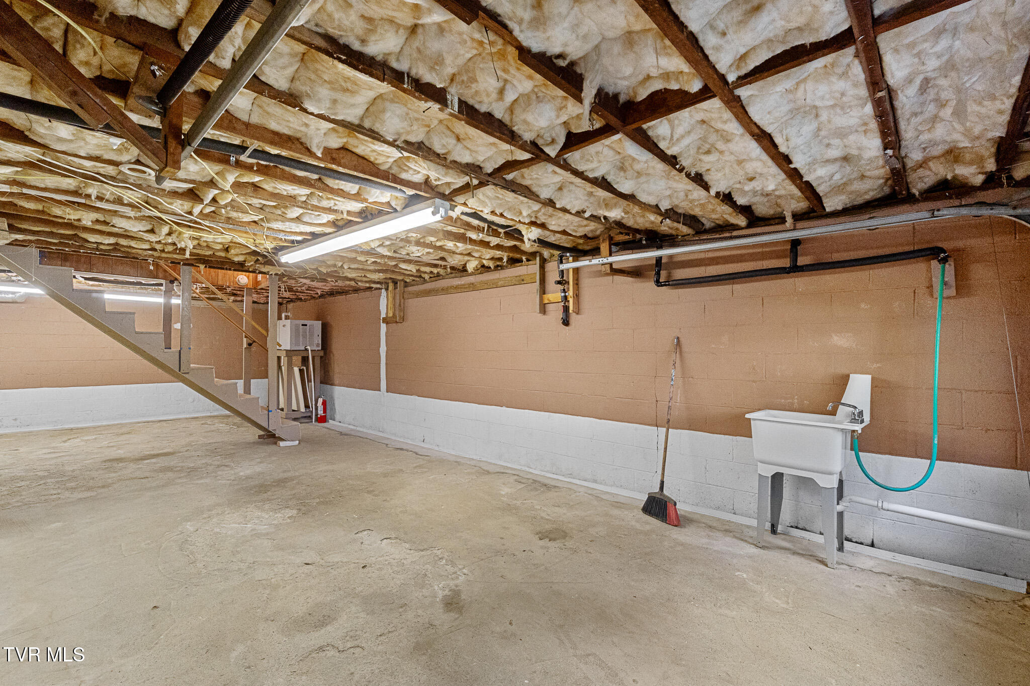1260 Robinhood Road Greeneville, TN 37745 - Photo 26 of 40 DSC05049