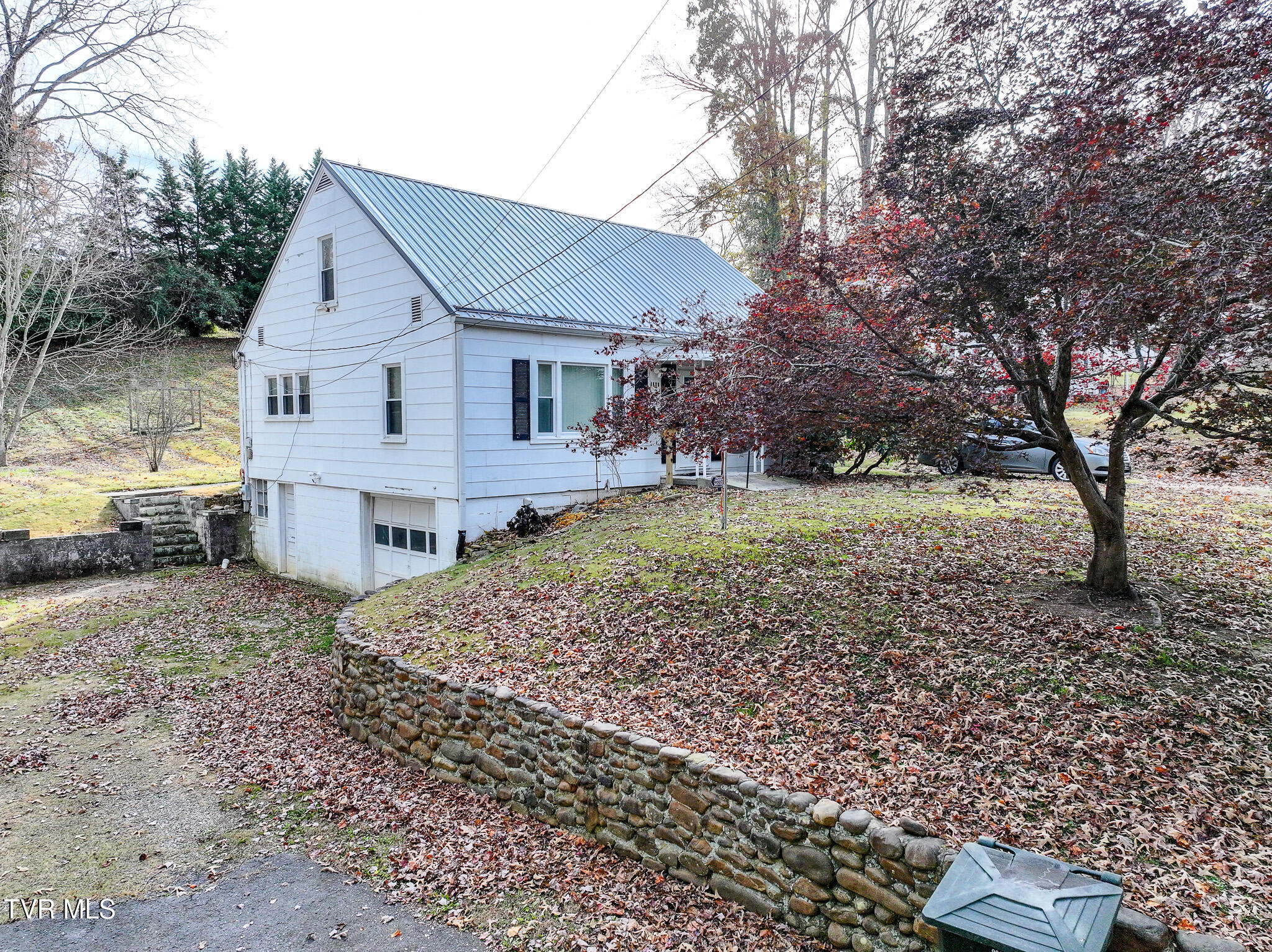 1260 Robinhood Road Greeneville, TN 37745 - Photo 29 of 40 DJI_20251111165151_0342_D