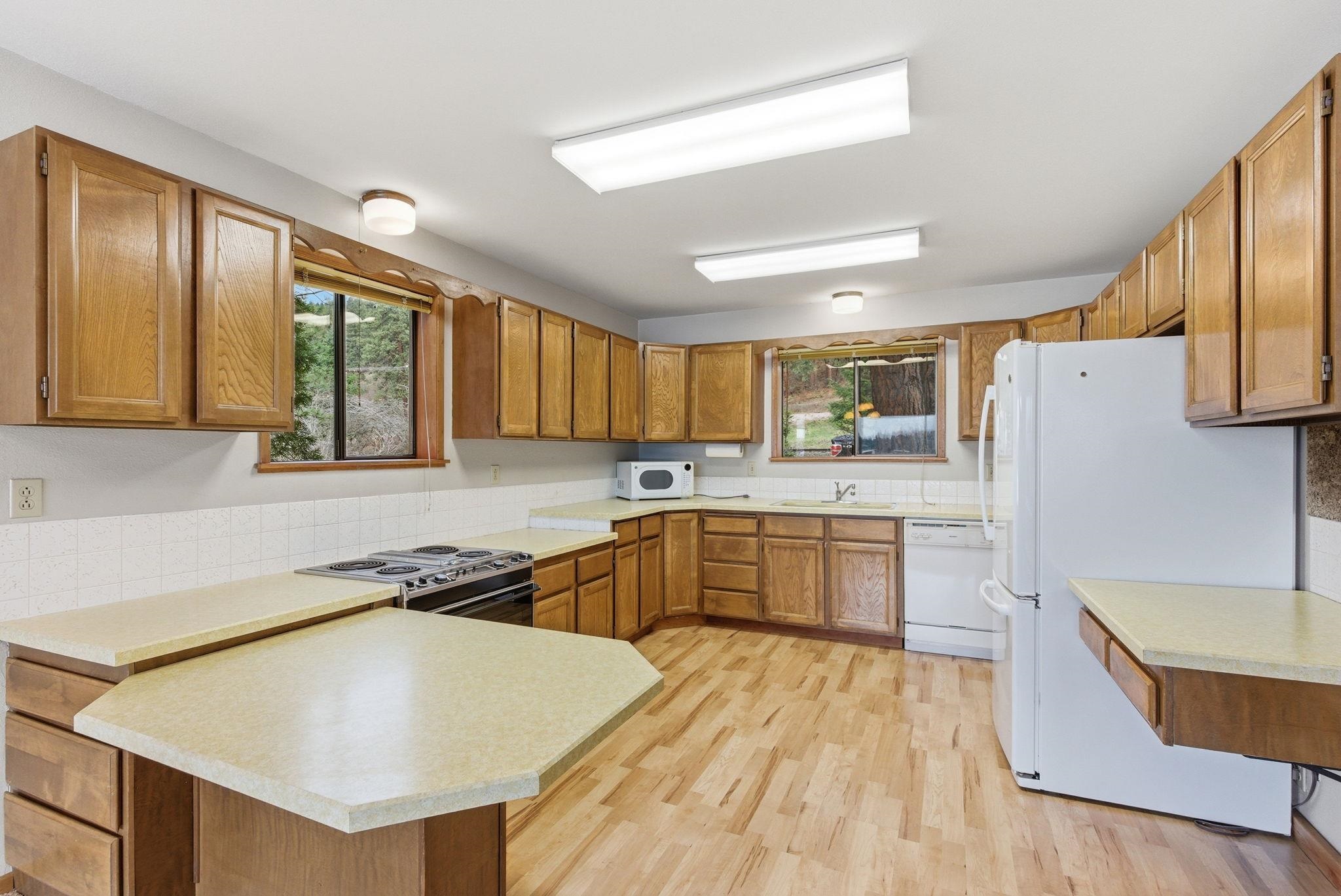 407992 State Rte 20 Cusick, WA 99119 - Photo 15 of 40