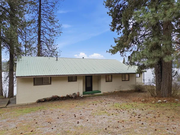 $600,000 | 407992 State Rte 20, Cusick, WA 99119