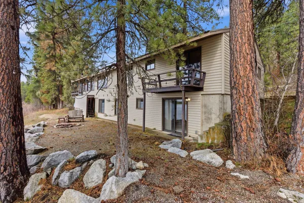 $600,000 | 407992 State Rte 20, Cusick, WA 99119