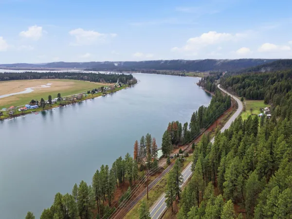 $600,000 | 407992 State Rte 20, Cusick, WA 99119