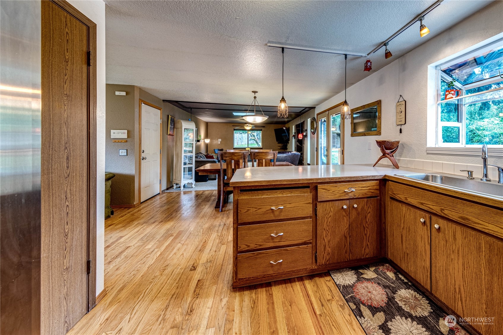 121 161st Street Southeast Bothell, WA 98012 - Photo 13 of 34 Gallery Image 13