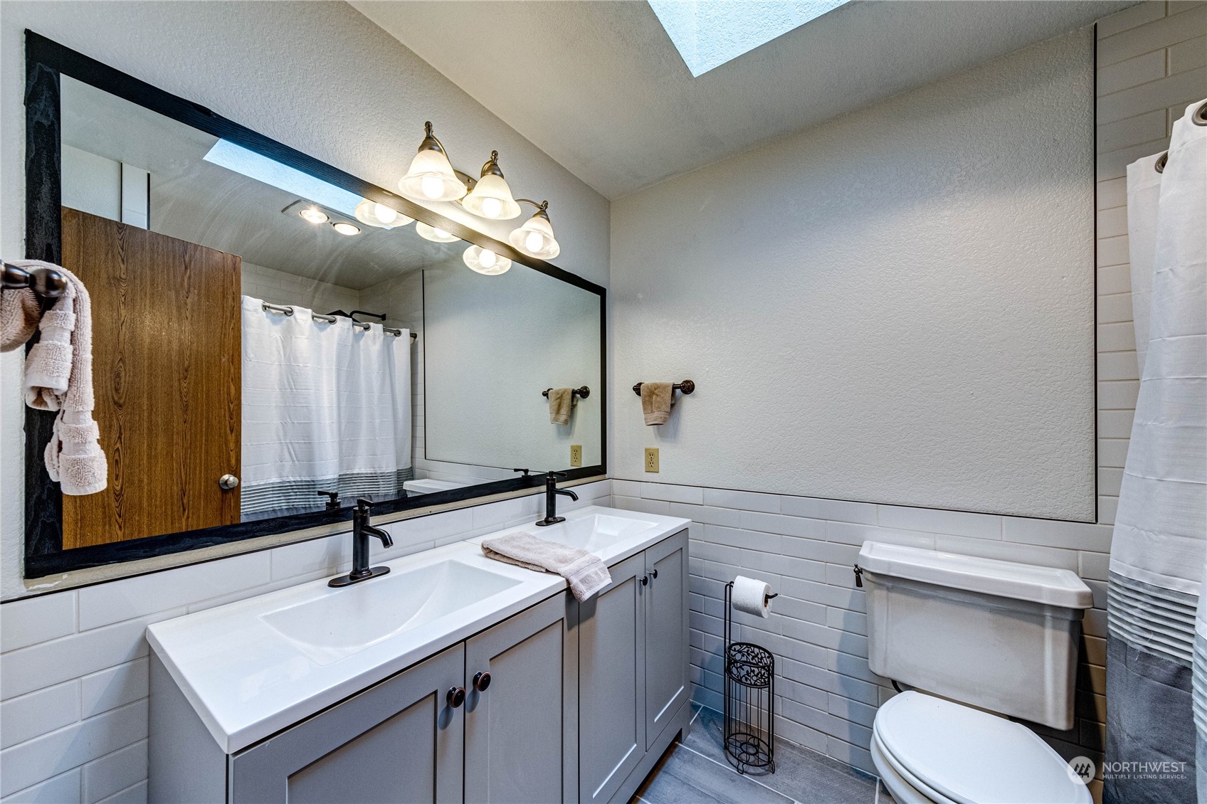 121 161st Street Southeast Bothell, WA 98012 - Photo 17 of 34 Gallery Image 17