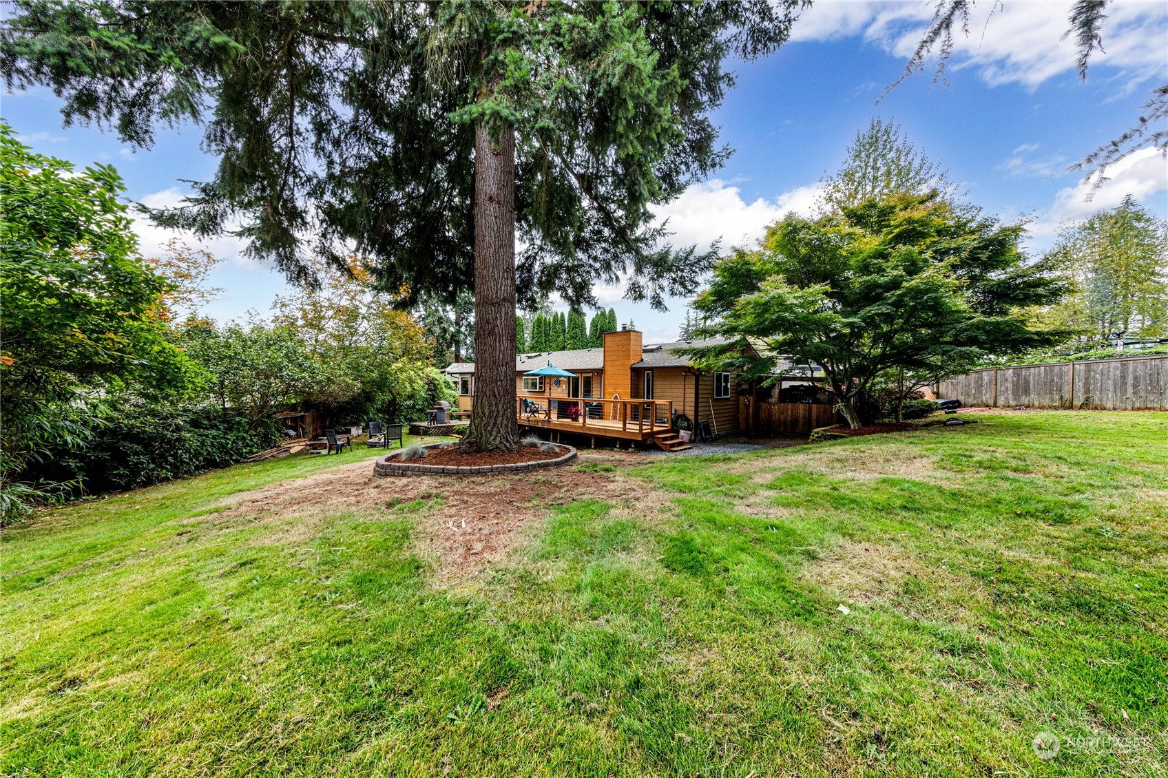 121 161st Street Southeast Bothell, WA 98012 - Photo 30 of 34 Gallery Image 30