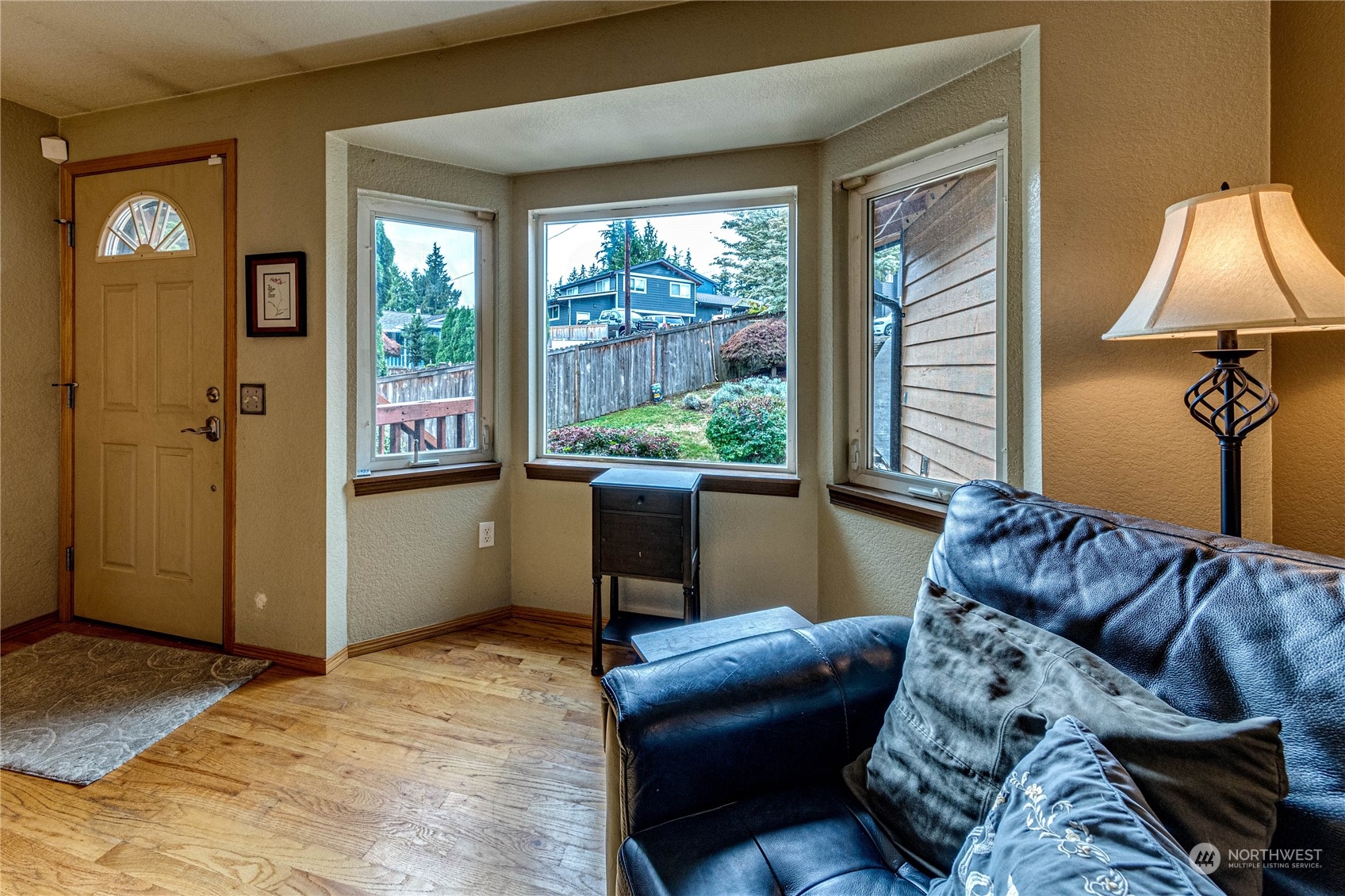 121 161st Street Southeast Bothell, WA 98012 - Photo 5 of 34 Gallery Image 5