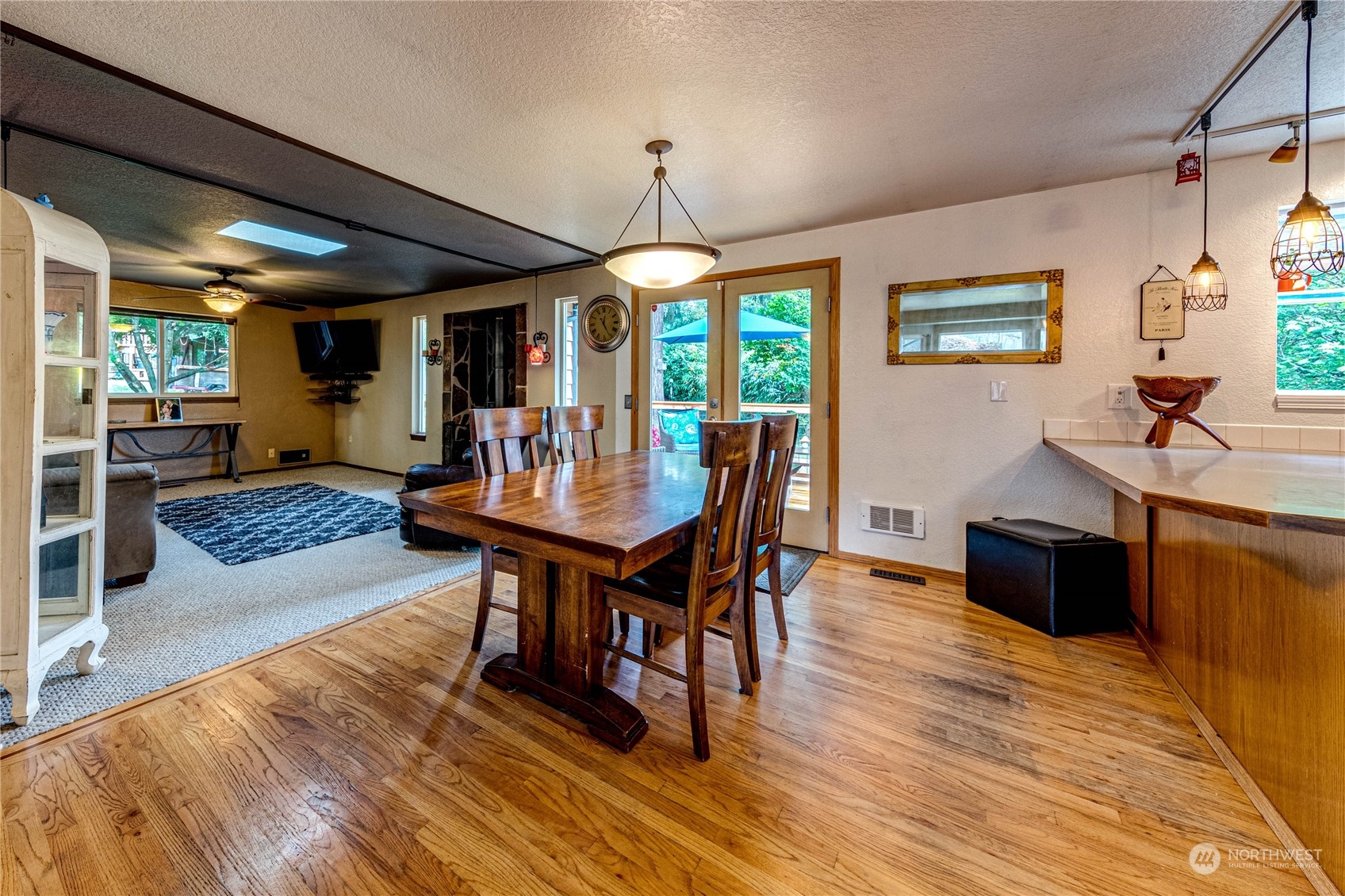 121 161st Street Southeast Bothell, WA 98012 - Photo 6 of 34 Gallery Image 6