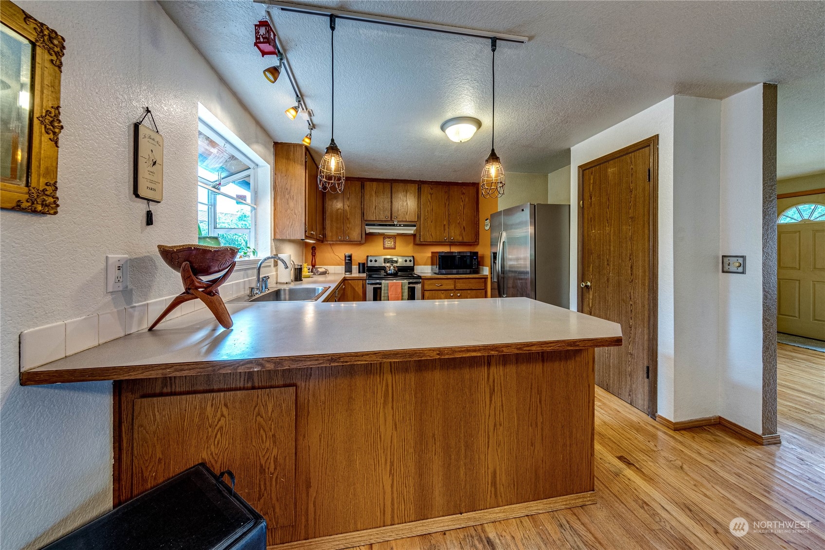 121 161st Street Southeast Bothell, WA 98012 - Photo 8 of 34 Gallery Image 8