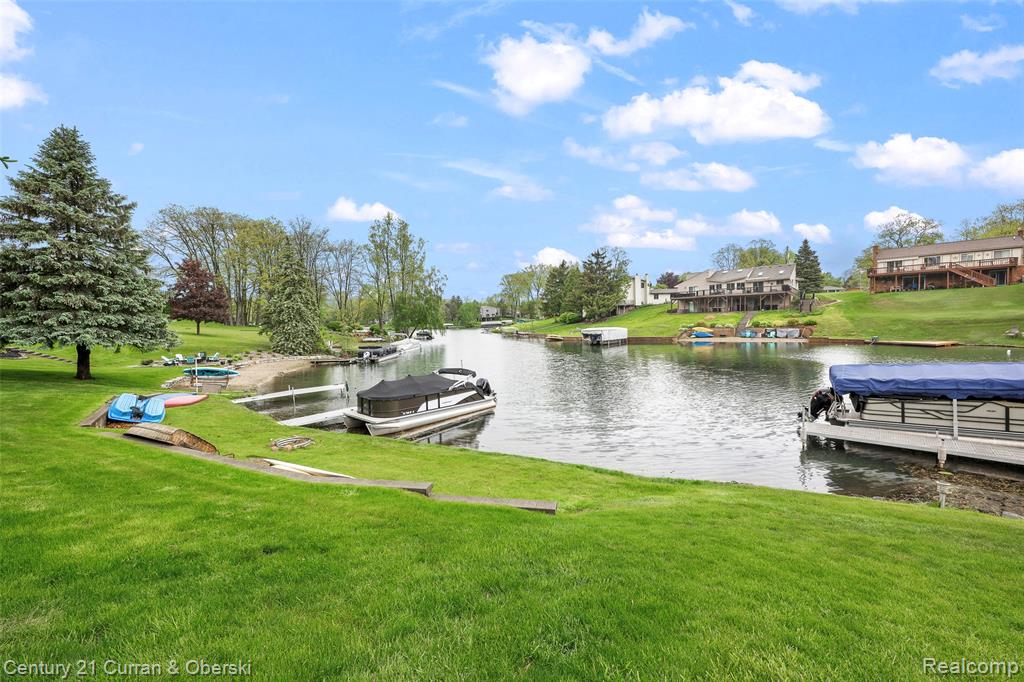 1162 Heights Road Lake Orion, MI 48362 - Photo 49 of 59 Gallery Image 49