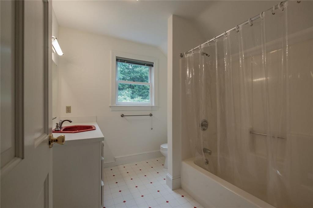 8 Island Pond Road Cumberland, ME 04110 - Photo 20 of 32 Photo