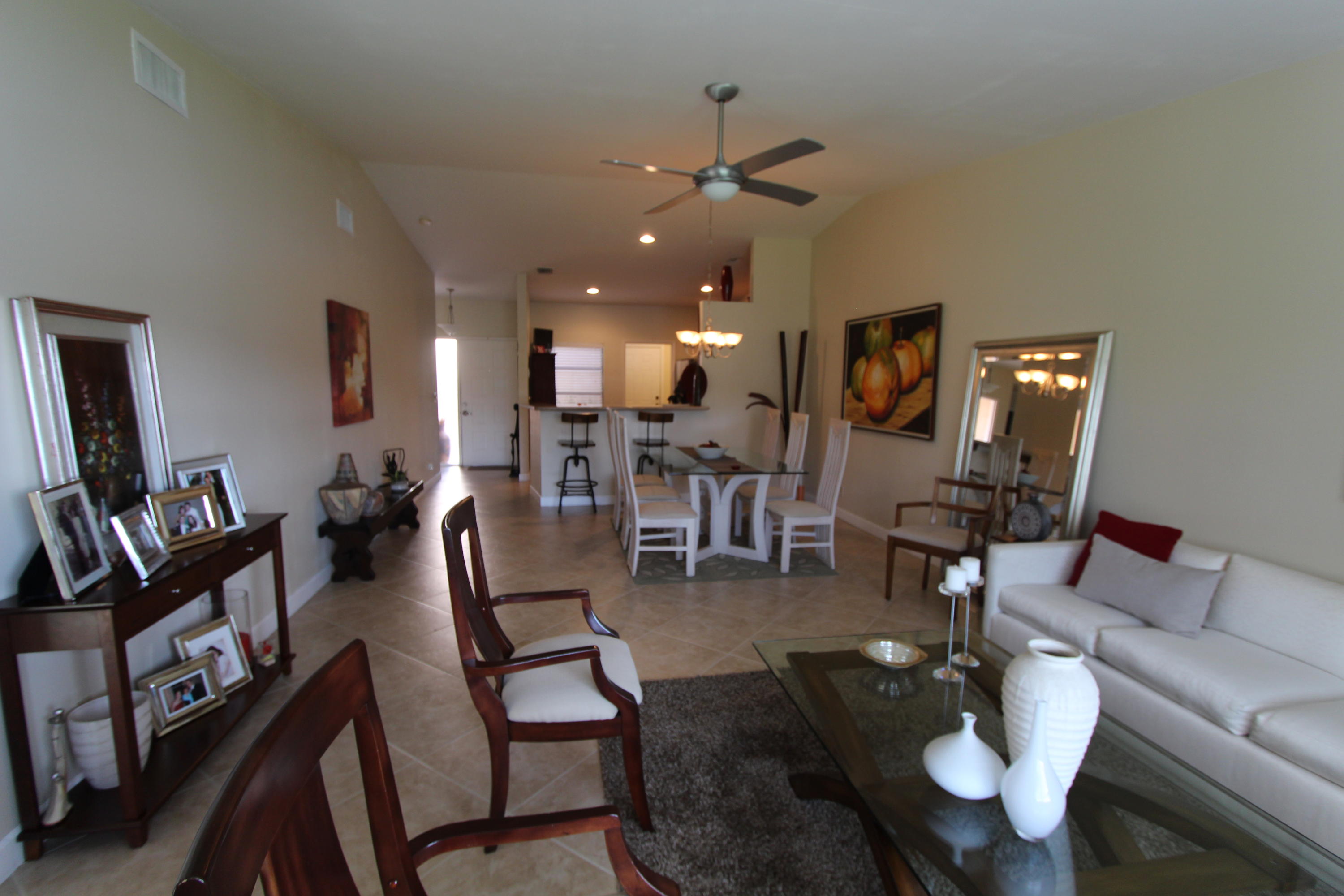 8274 Springlake Drive Boca Raton, FL 33496 - Photo 4 of 21 Great Room
