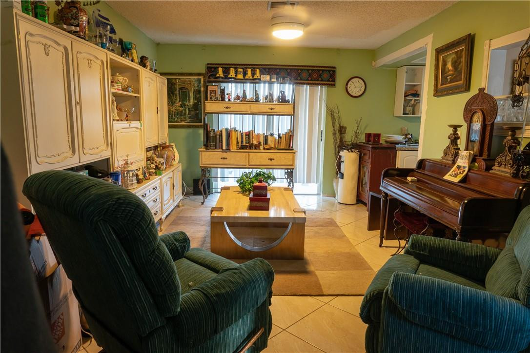 1015 Seagrape Road Lake Worth, FL 33462 - Photo 4 of 8 Photo 4
