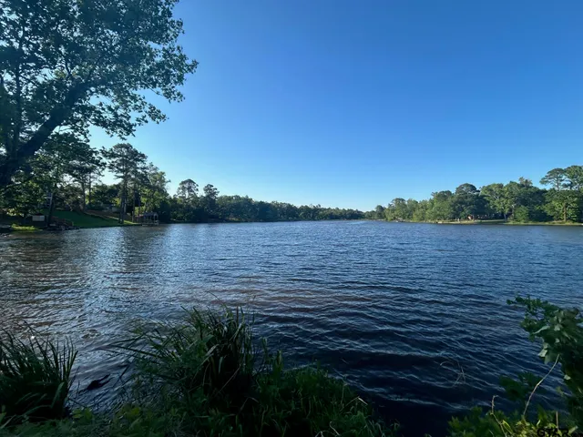 $2,095 | 10052 Lakeshore, Tyler, TX 75709